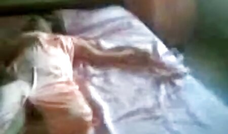 La teen sexy Elektra Rose se video amateur clara morgane fait punir