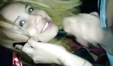 - ado se masturbe a absoluporn amateur de gros seins