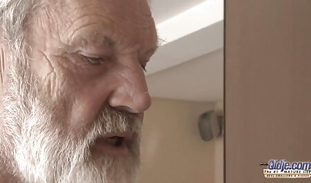 Naomi Russell extrait de film porno amateur 14