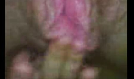 La nounou adolescente sites pornos amateur Elektra Rose adore baiser une grosse bite noire