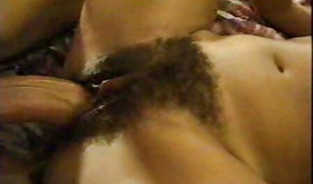 Liv Revamped vidéo x amateur français et Simone Garza partagent un jouet