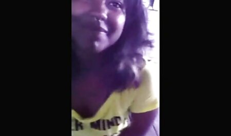 Giselle Palmer profite d'un massage des pieds xxx vidéo amateur et rend la pareille